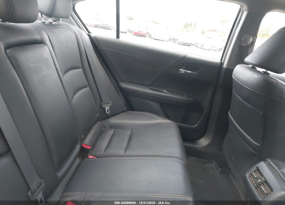 2017 HONDA ACCORD HYBRID TOURING VIN: JHMCR6F77HC001147