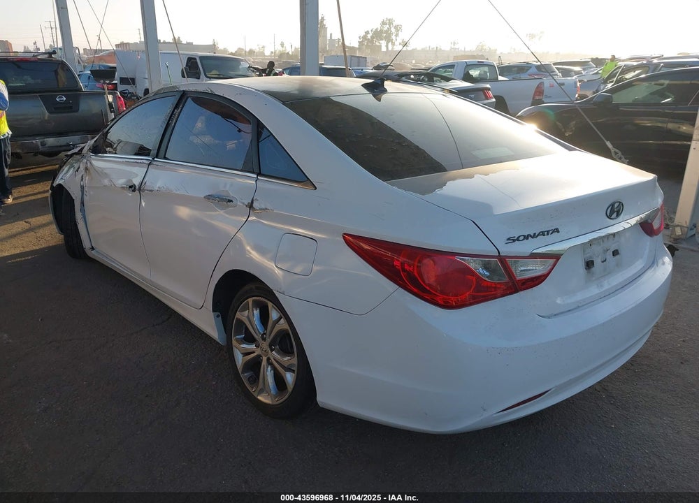 2013 HYUNDAI SONATA GLS VIN: 5NPEB4AC3DH725827