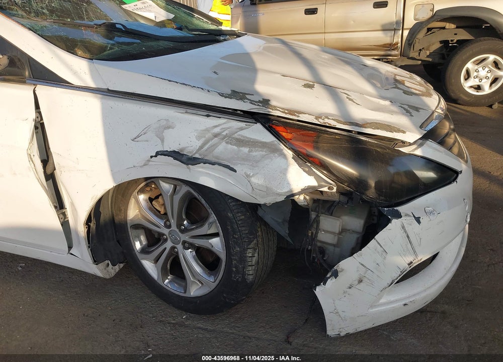 2013 HYUNDAI SONATA GLS VIN: 5NPEB4AC3DH725827