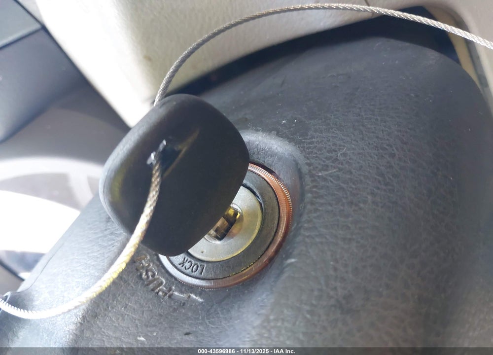 2010 TOYOTA RAV4 VIN: 2T3ZF4DVXAW037055