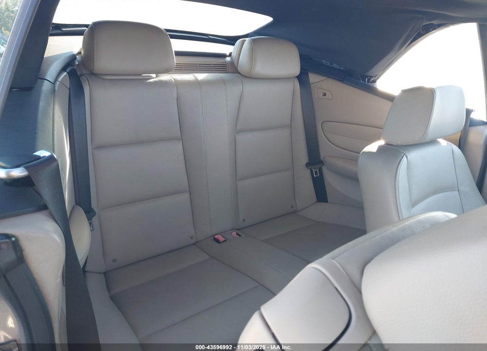 2011 BMW 128I VIN: WBAUL7C52BVM81168