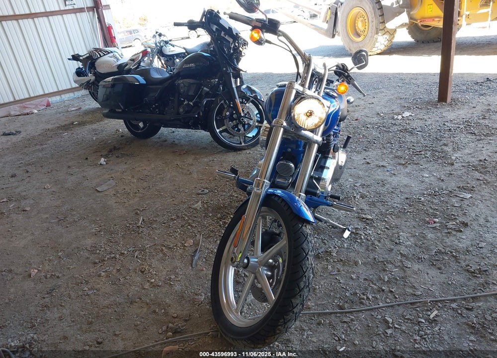 2008 HARLEY-DAVIDSON FXCWC VIN: 1HD1JK5138Y083577