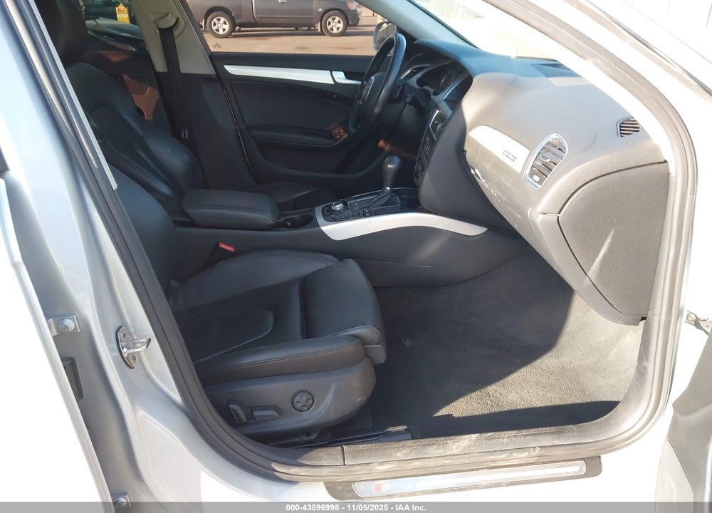 2012 AUDI A4 2.0T PREMIUM VIN: WAUFFAFL5CN012696