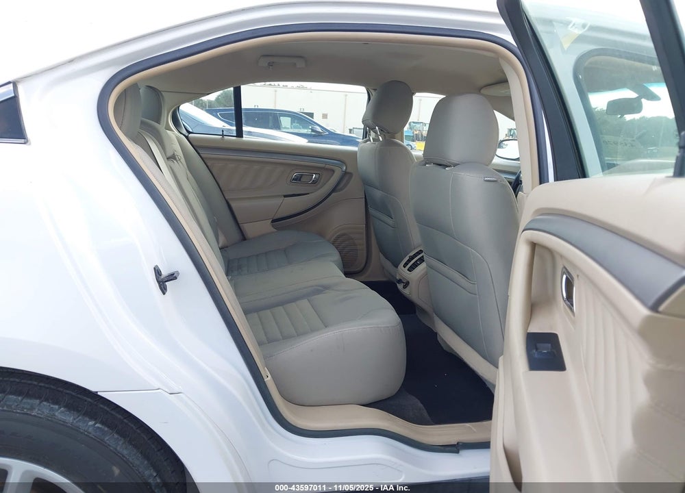 2013 FORD TAURUS SE VIN: 1FAHP2D84DG141554