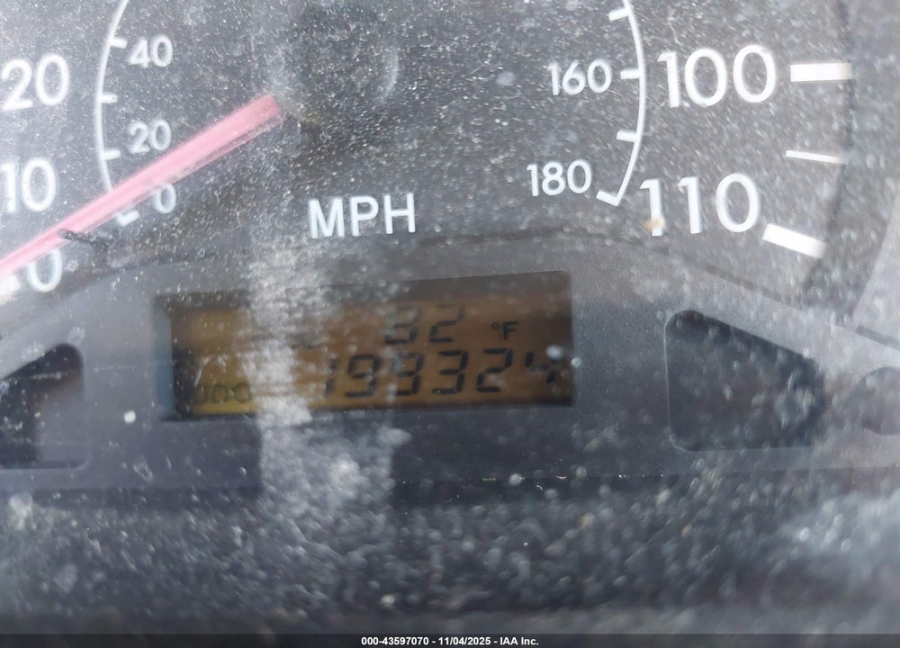 2003 TOYOTA COROLLA VIN: JTDBR32E430022564