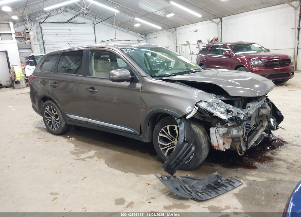 2016 MITSUBISHI OUTLANDER SE VIN: JA4AZ3A30GZ012654