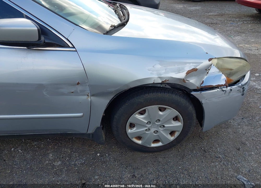 2004 HONDA ACCORD 2.4 LX VIN: 1HGCM56384A155252