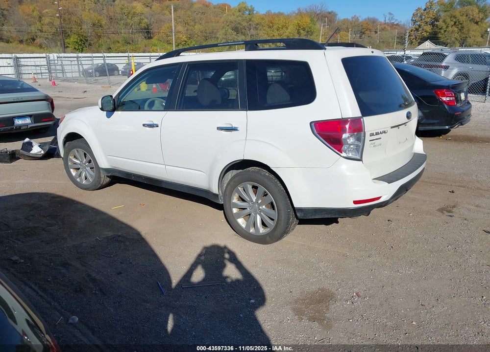 2011 SUBARU FORESTER VIN: JF2SHBDC9BG720927