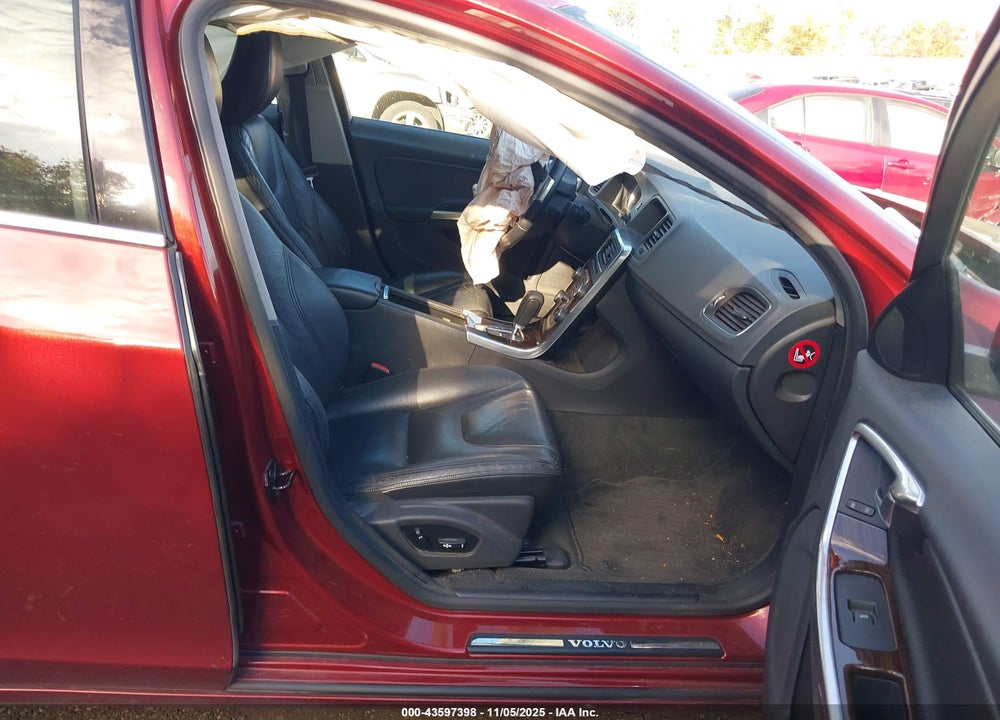 2012 VOLVO S60 T6 VIN: YV1902FH4C2077263