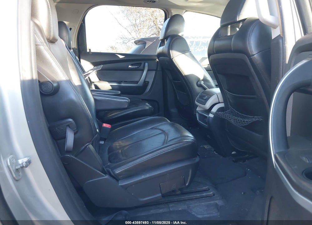 2007 GMC ACADIA SLT-1 VIN: 1GKER23727J156257