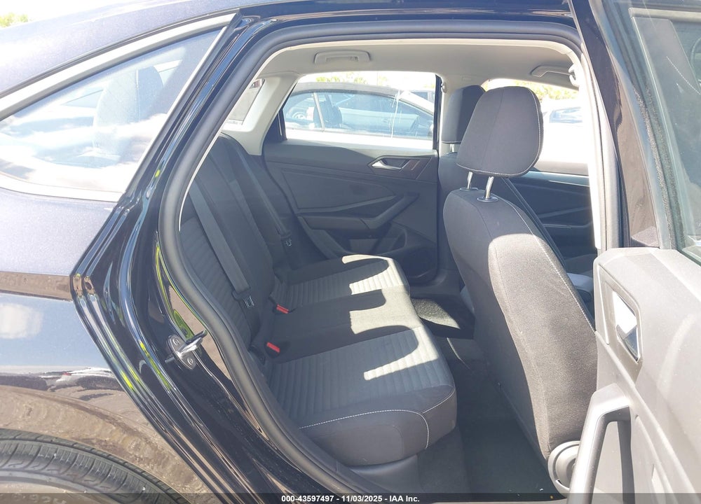 2025 VOLKSWAGEN JETTA 1.5T S VIN: 3VW5X7BU7SM018504