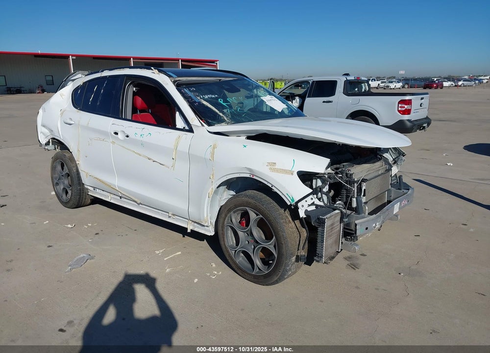 2020 ALFA ROMEO STELVIO SPORT RWD VIN: ZASPAJAN9L7C91080