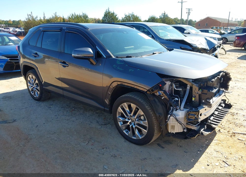 2021 TOYOTA RAV4 XLE PREMIUM VIN: 2T3C1RFV5MW181809
