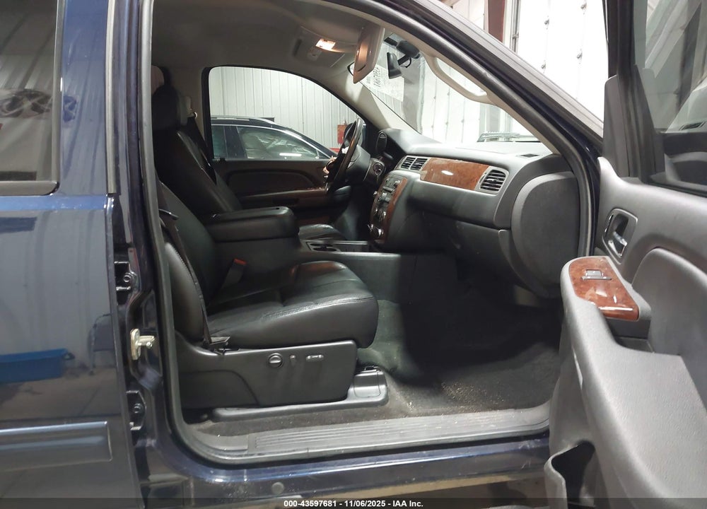 2009 CHEVROLET SILVERADO 1500 LTZ VIN: 3GCEK333X9G282213