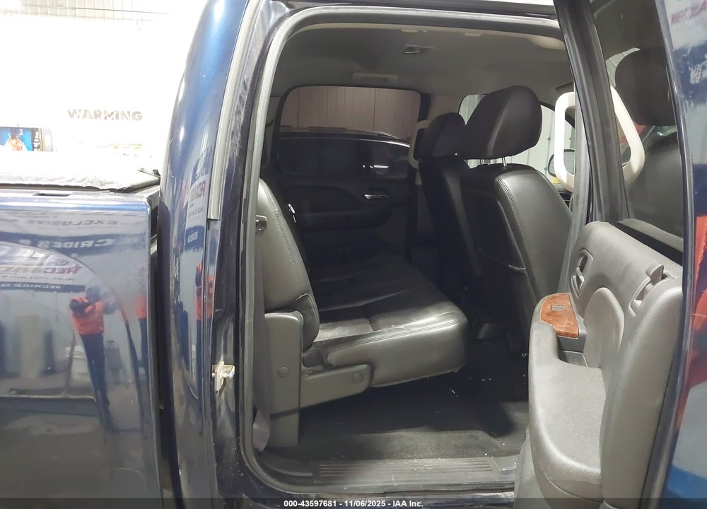 2009 CHEVROLET SILVERADO 1500 LTZ VIN: 3GCEK333X9G282213