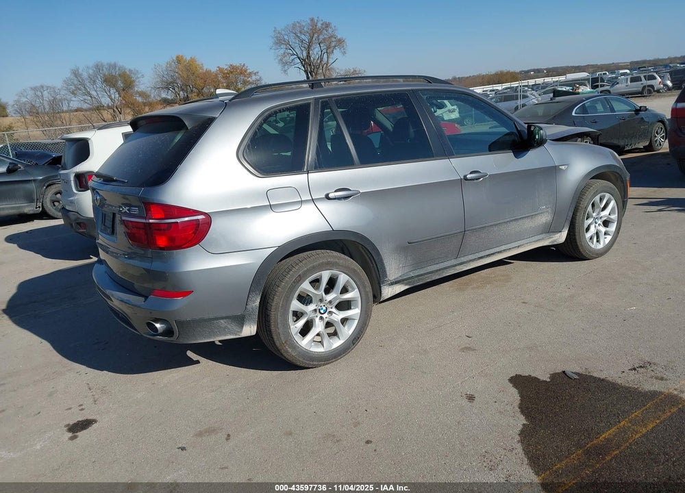 2011 BMW X5 XDRIVE35I/XDRIVE35I PREMIUM/XDRIVE35I SPORT ACTIVITY VIN: 5UXZV4C54BL405186