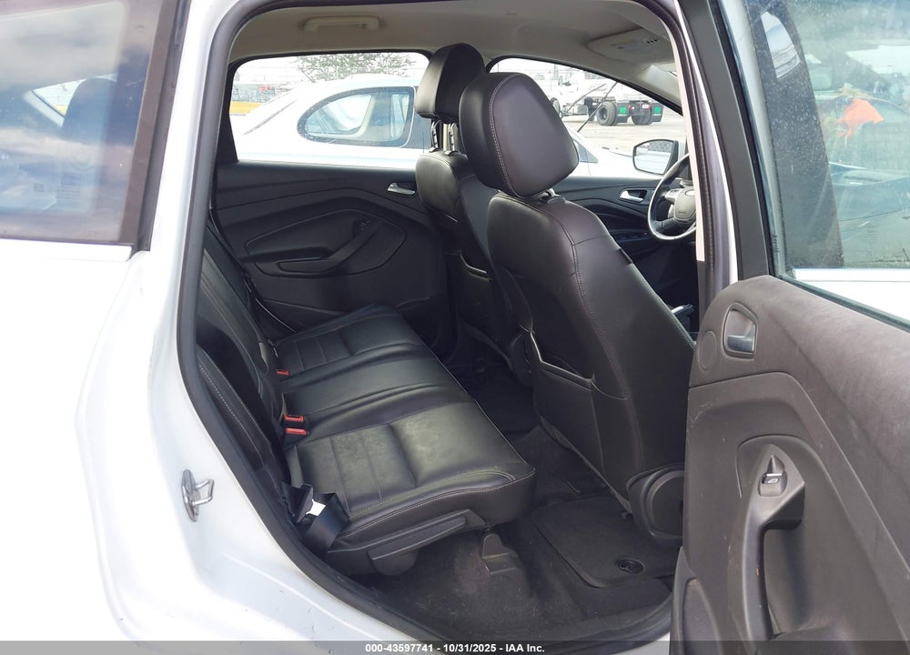 2015 FORD C-MAX VIN: 1FADP5CU5FL104828
