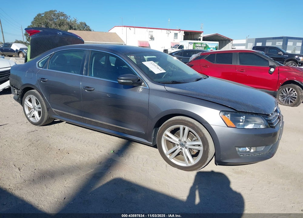 2013 VOLKSWAGEN PASSAT 2.0L TDI SEL PREMIUM VIN: 1VWCN7A39DC150108