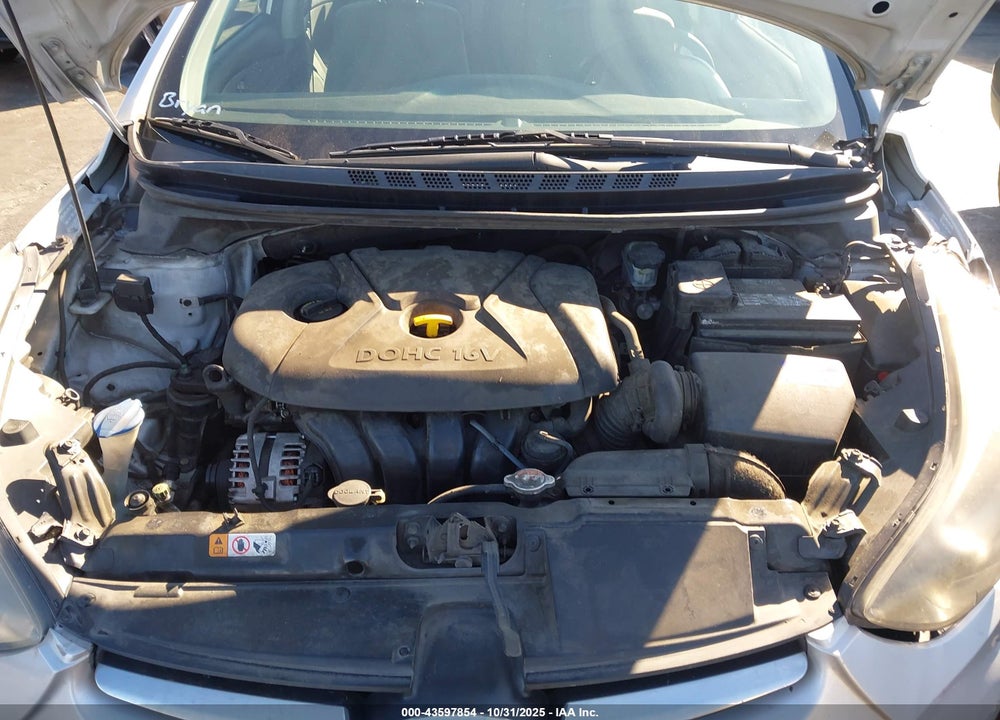 2014 HYUNDAI ELANTRA SE VIN: KMHDH4AE8EU210711
