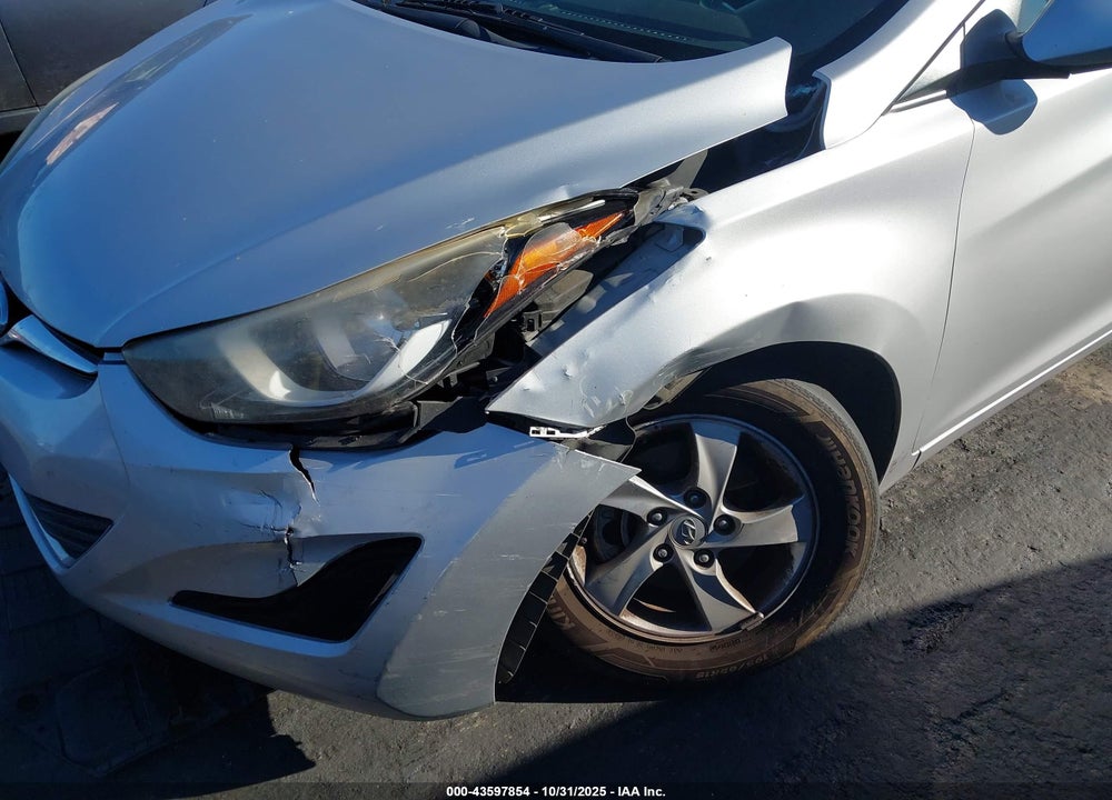 2014 HYUNDAI ELANTRA SE VIN: KMHDH4AE8EU210711