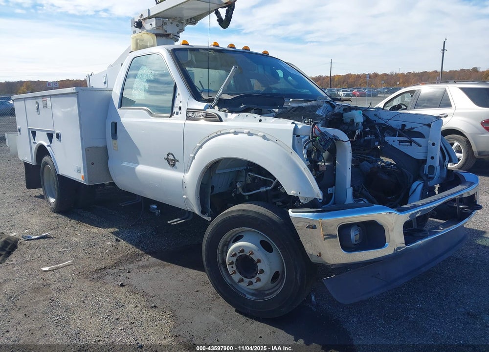 2016 FORD F-450 CHASSIS XL VIN: 1FDUF4GT1GED32643