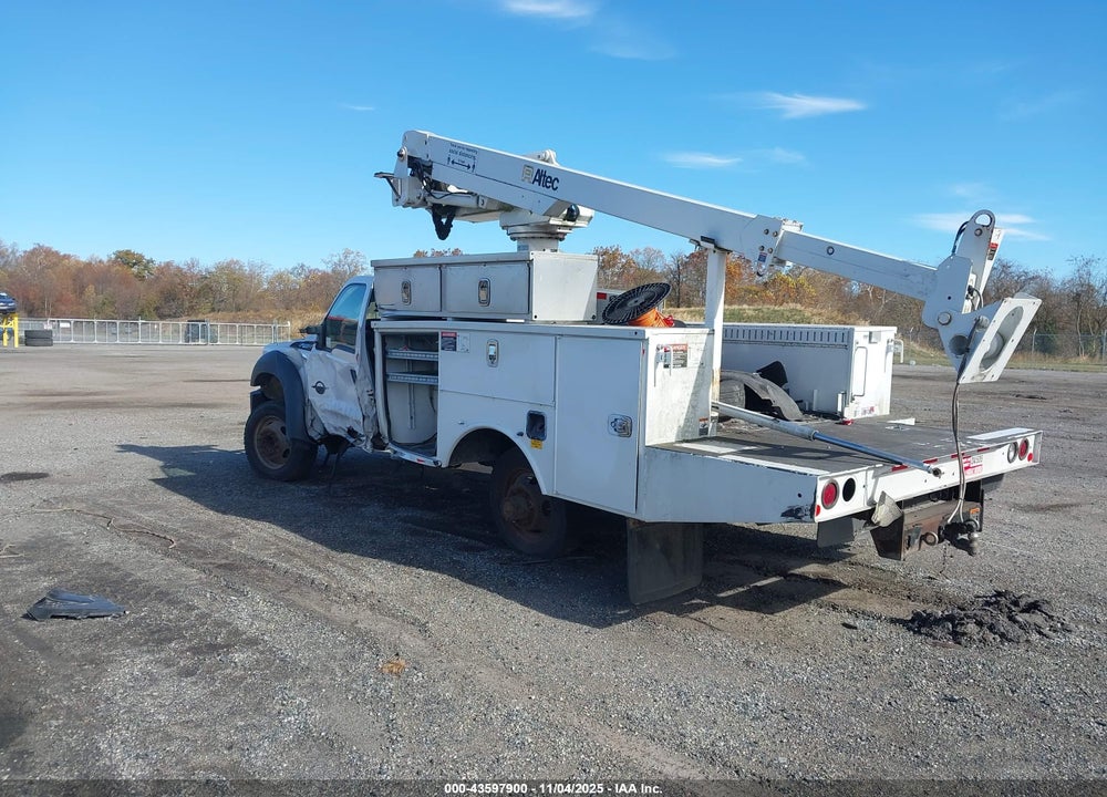 2016 FORD F-450 CHASSIS XL VIN: 1FDUF4GT1GED32643
