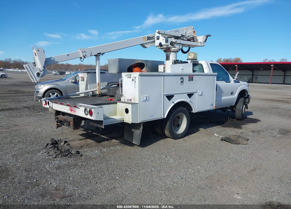 2016 FORD F-450 CHASSIS XL VIN: 1FDUF4GT1GED32643