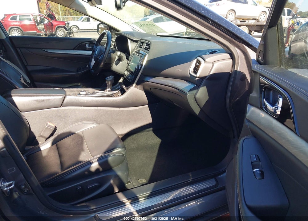 2017 NISSAN MAXIMA VIN: 1N4AA6AP8HC380530