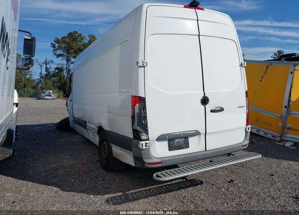 2021 MERCEDES-BENZ SPRINTER 2500 VIN: W1Y4DCHY0MT070695