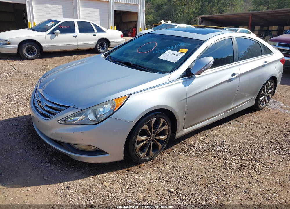 2014 HYUNDAI SONATA VIN: 5NPEC4AB7EH841568