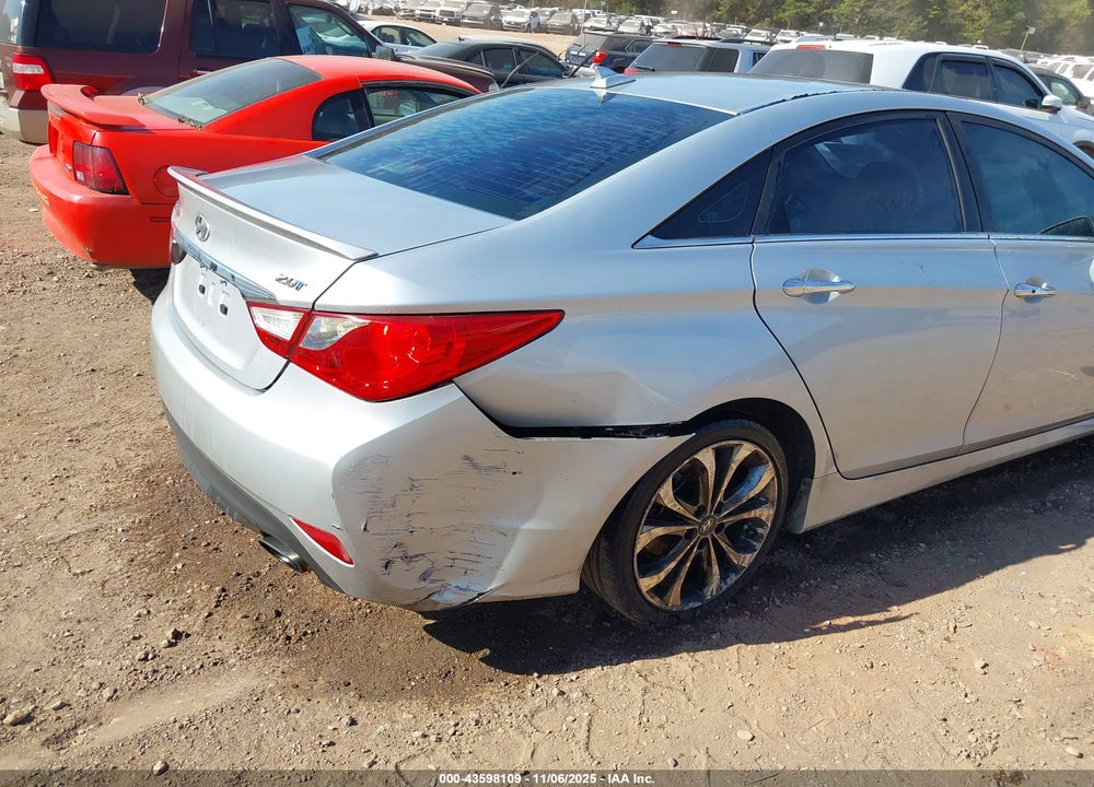 2014 HYUNDAI SONATA VIN: 5NPEC4AB7EH841568