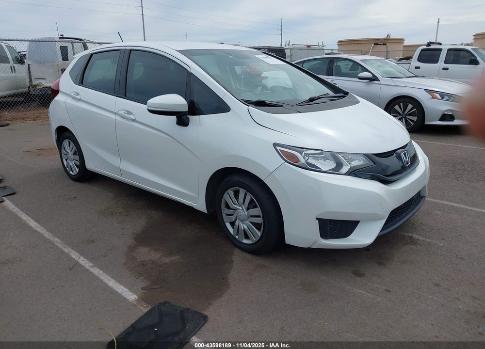 2015 HONDA FIT LX VIN: 3HGGK5H52FM715505