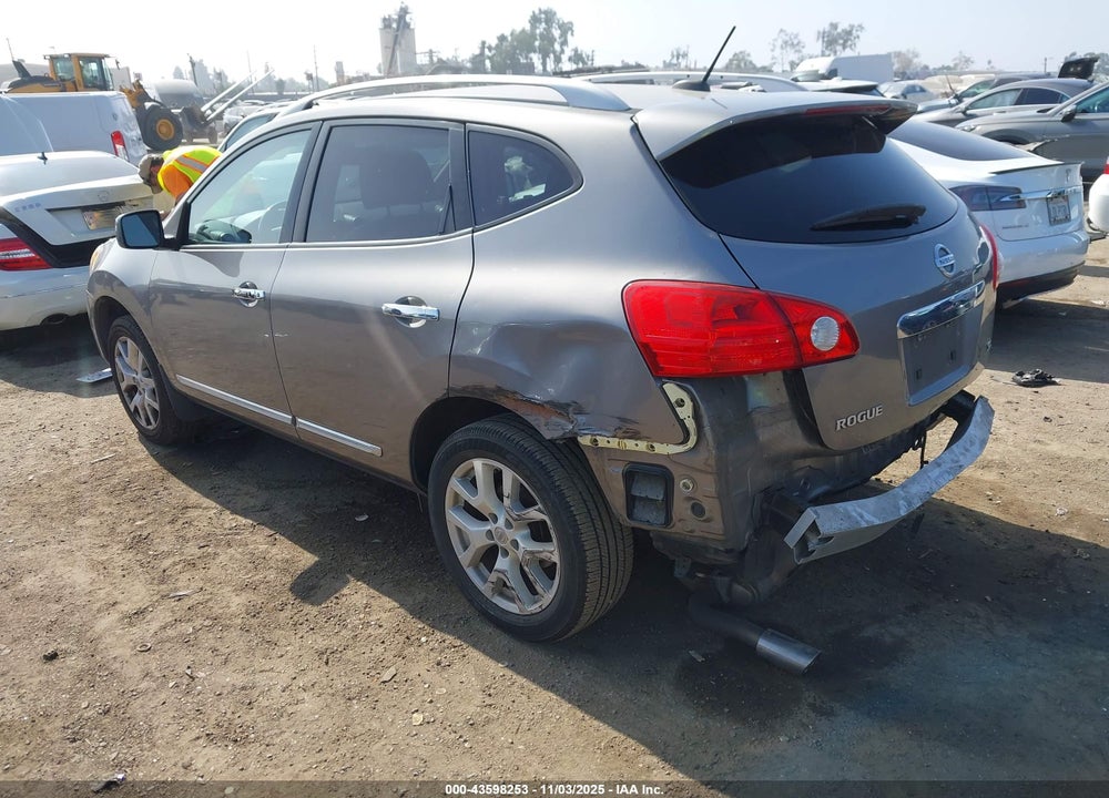 2011 NISSAN ROGUE SV VIN: JN8AS5MT9BW570132