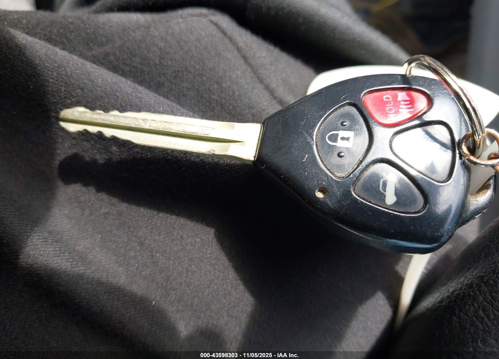 2011 TOYOTA COROLLA VIN: JTDBU4EE6BJ106104