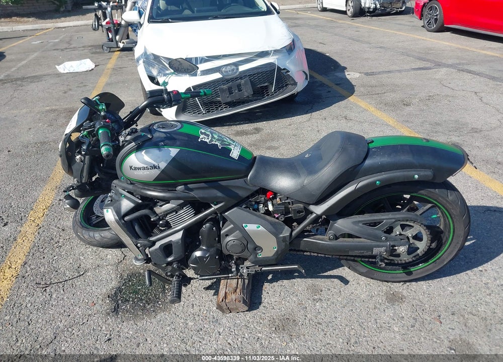 2016 KAWASAKI EN650 B VIN: JKAENEB15GDA11926