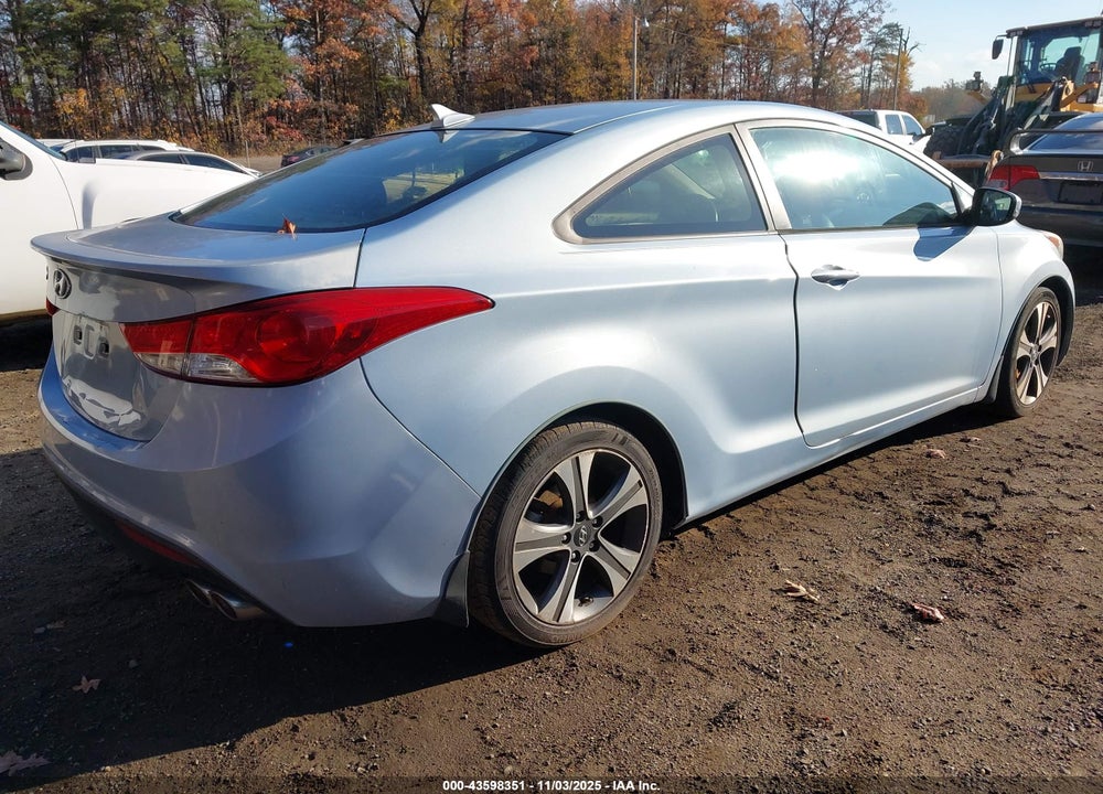 2013 HYUNDAI ELANTRA SE VIN: KMHDH6AE9DU019597