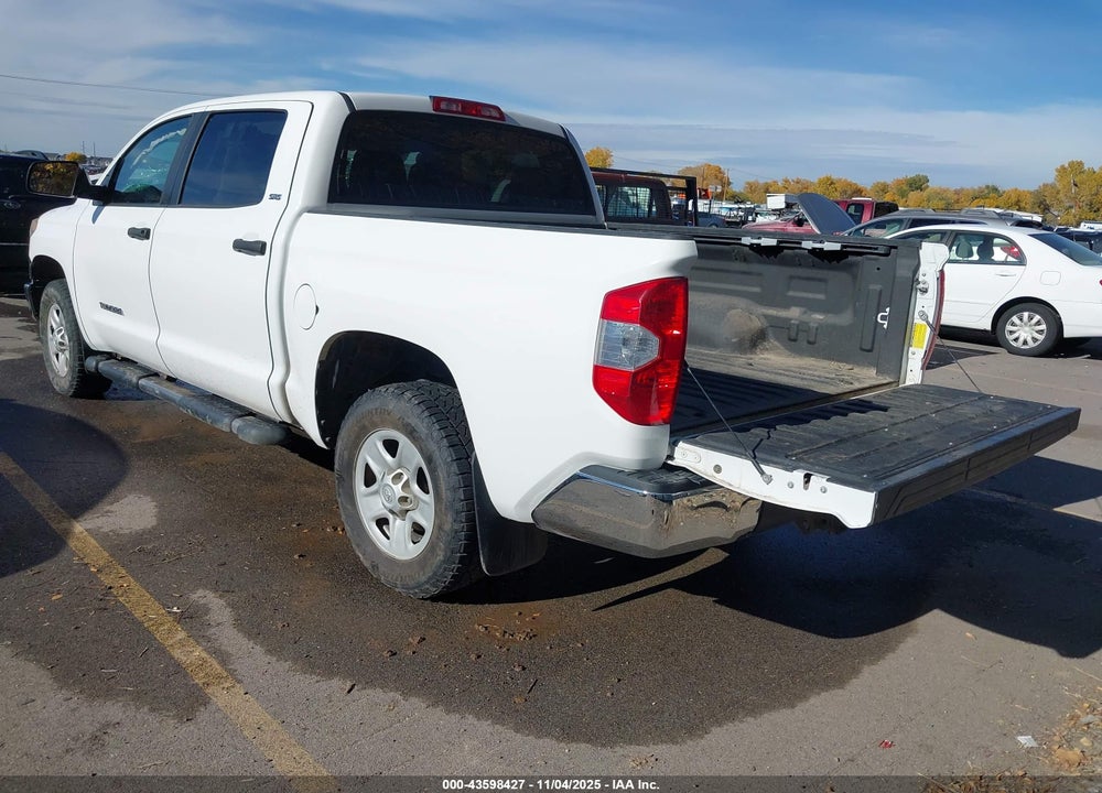 2018 TOYOTA TUNDRA SR5 4.6L V8 VIN: 5TFDM5F17JX078688
