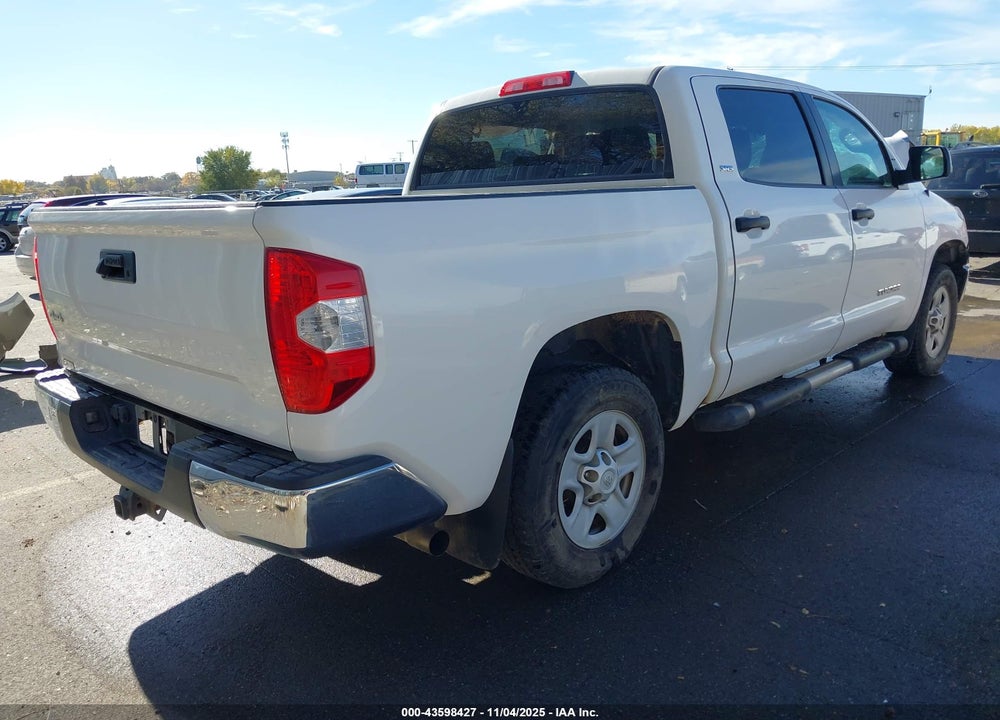 2018 TOYOTA TUNDRA SR5 4.6L V8 VIN: 5TFDM5F17JX078688