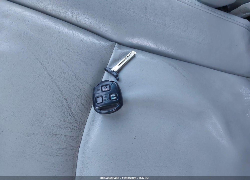 2006 LEXUS RX 400H VIN: JTJHW31U160018307