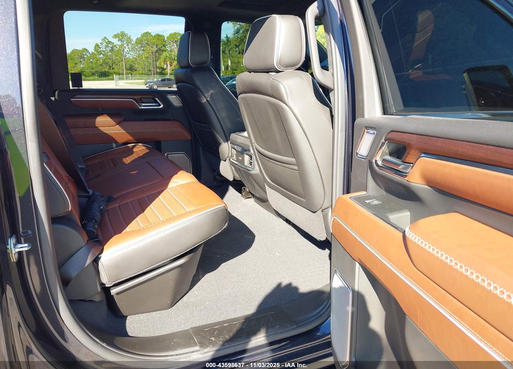 2024 GMC SIERRA 2500HD 4WD  STANDARD BED DENALI ULTIMATE VIN: 1GT49XEY2RF202301