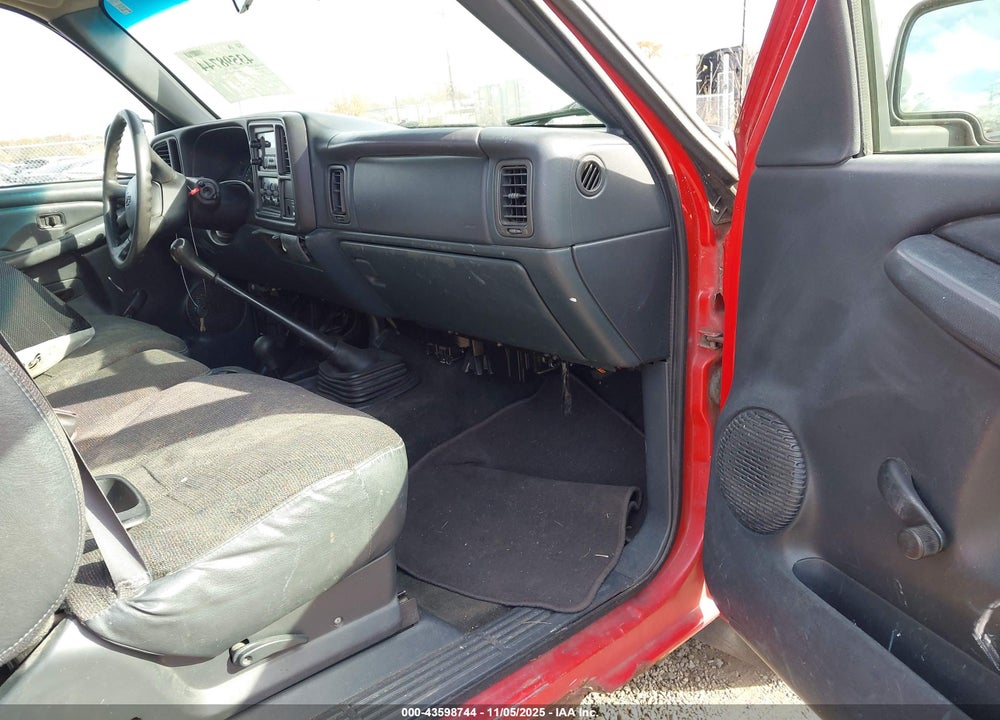 2000 CHEVROLET SILVERADO 1500 VIN: 2GCEK19V7Y1212625