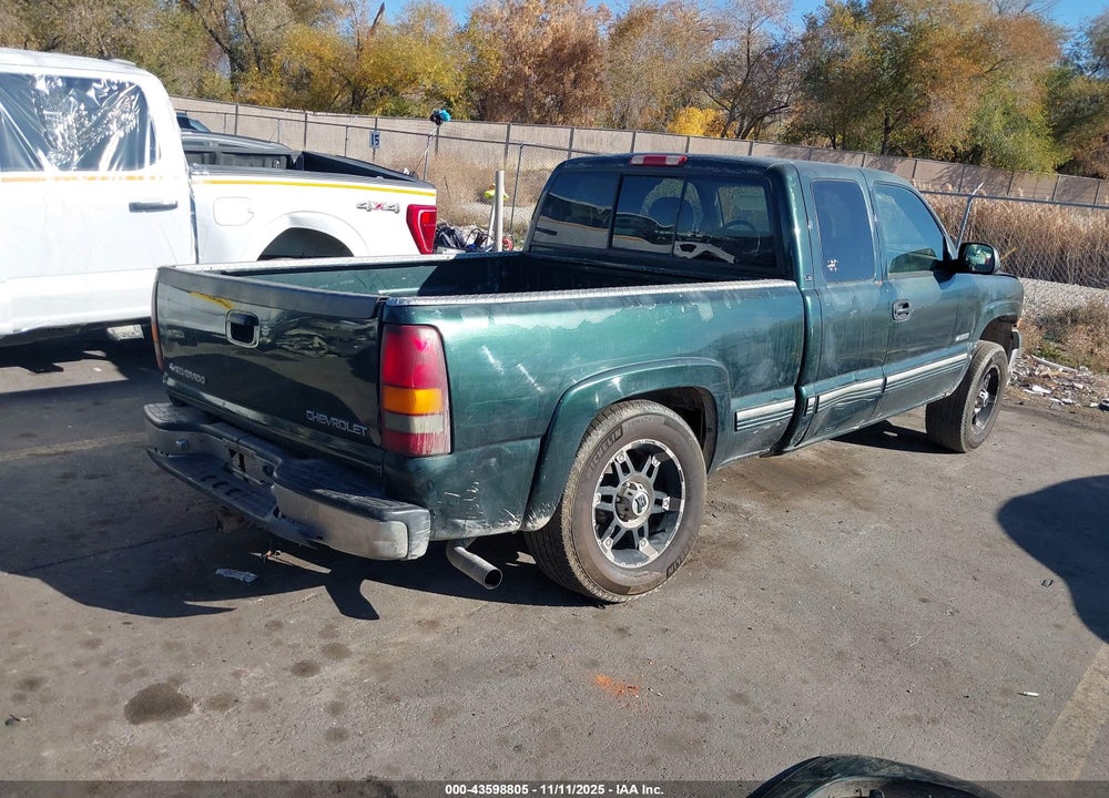 2001 CHEVROLET SILVERADO 1500 LS VIN: 1GCEK19T41E185841