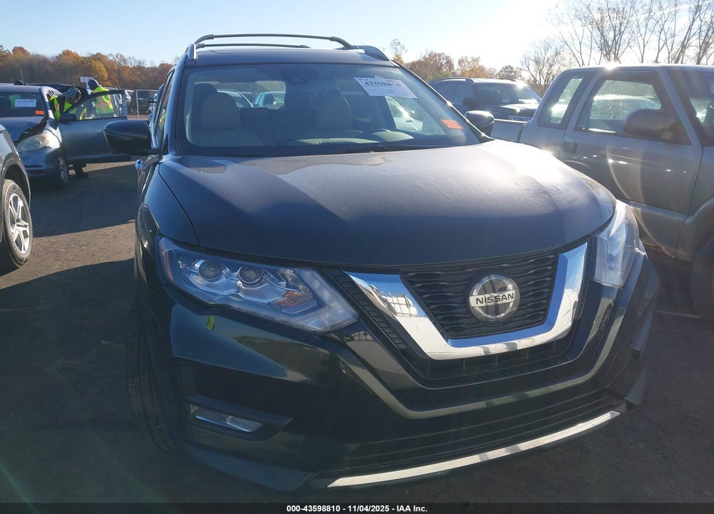 2018 NISSAN ROGUE SL VIN: 5N1AT2MV8JC824417