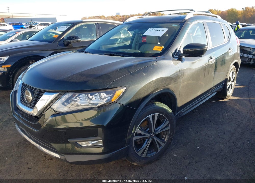 2018 NISSAN ROGUE SL VIN: 5N1AT2MV8JC824417