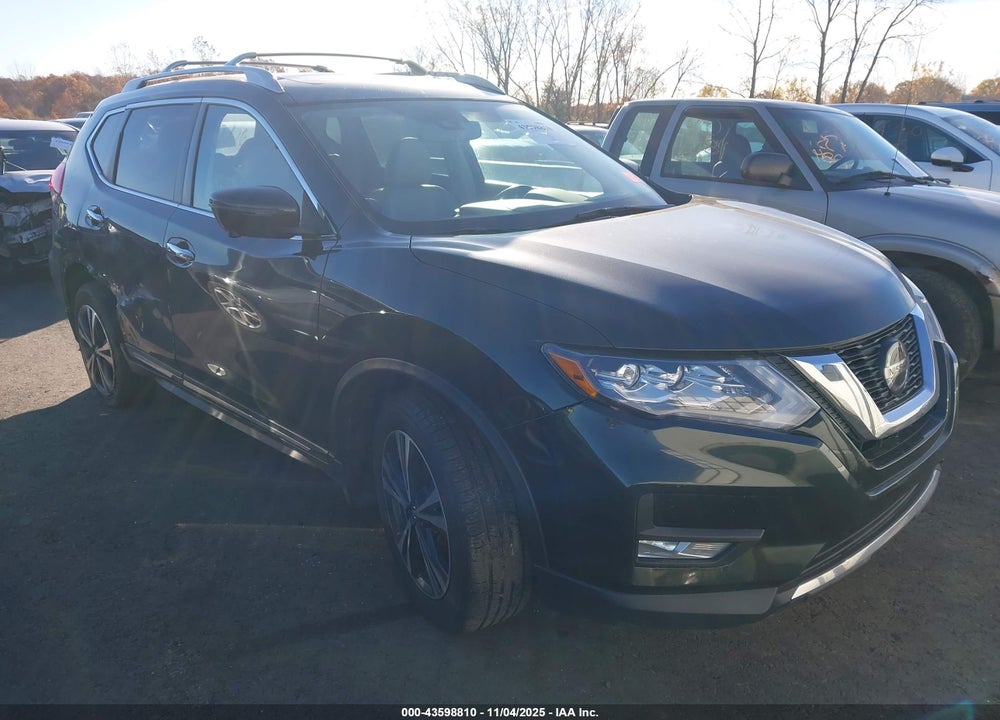 2018 NISSAN ROGUE SL VIN: 5N1AT2MV8JC824417