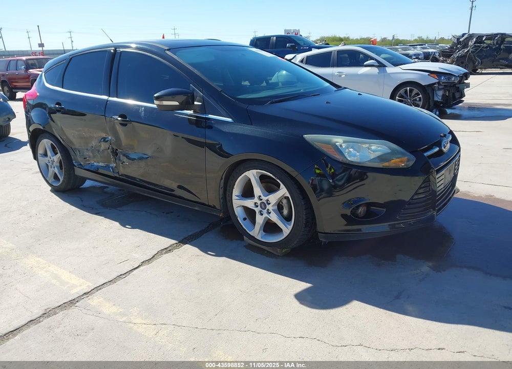 2014 FORD FOCUS TITANIUM VIN: 1FADP3N29EL311267
