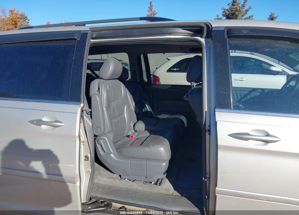 2005 HONDA ODYSSEY VIN: 5FNRL38655B100760