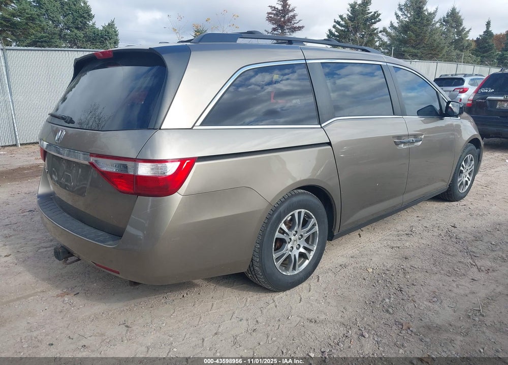 2013 HONDA ODYSSEY EX-L VIN: 5FNRL5H69DB015690