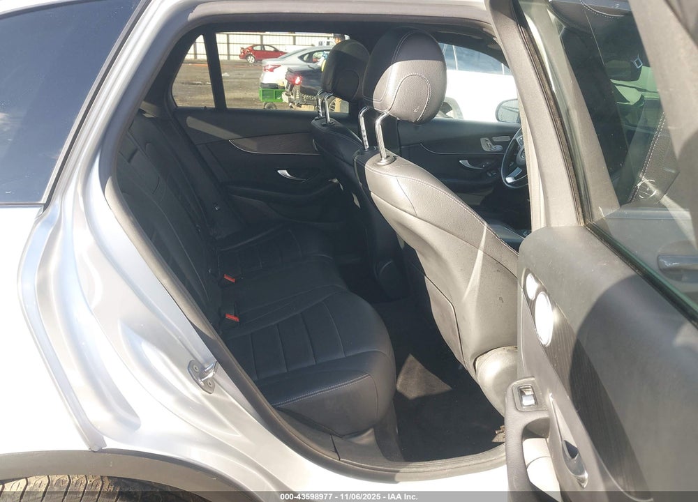 2017 MERCEDES-BENZ GLC 300 4MATIC VIN: WDC0G4KB7HF143192