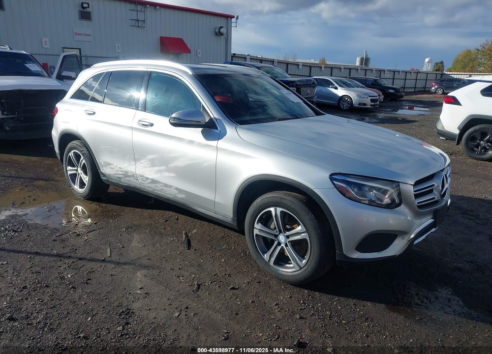 2017 MERCEDES-BENZ GLC 300 4MATIC VIN: WDC0G4KB7HF143192